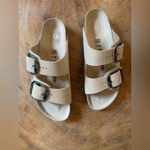 New Birkenstock Arizona Big Buckle Almond Regular Width Size 42